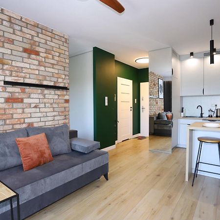 Apartament Zielone Podwale วาลบ์จิก ภายนอก รูปภาพ