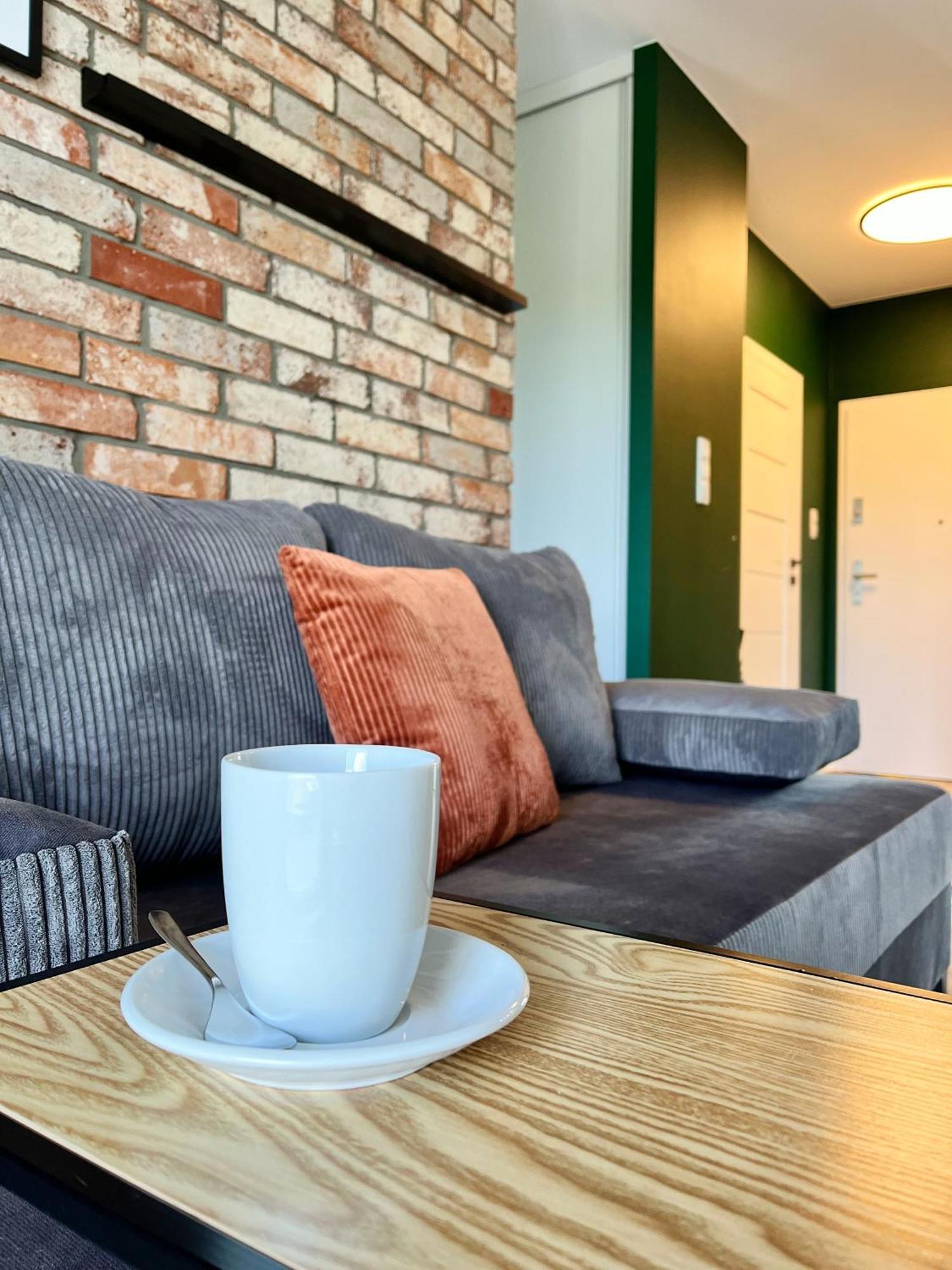Apartament Zielone Podwale วาลบ์จิก ภายนอก รูปภาพ